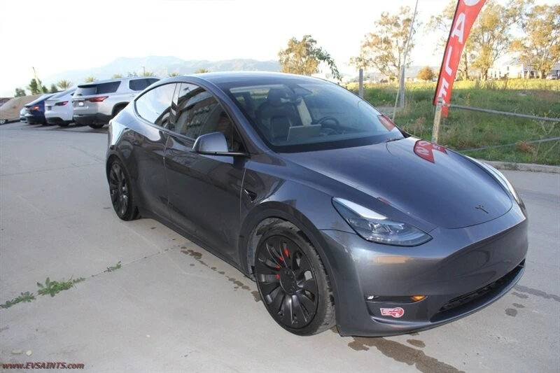 2023 Tesla Model Y Performance - Image 8 of 20