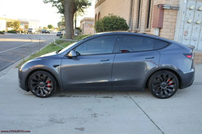 2023 Tesla Model Y Performance - Image 2 of 20