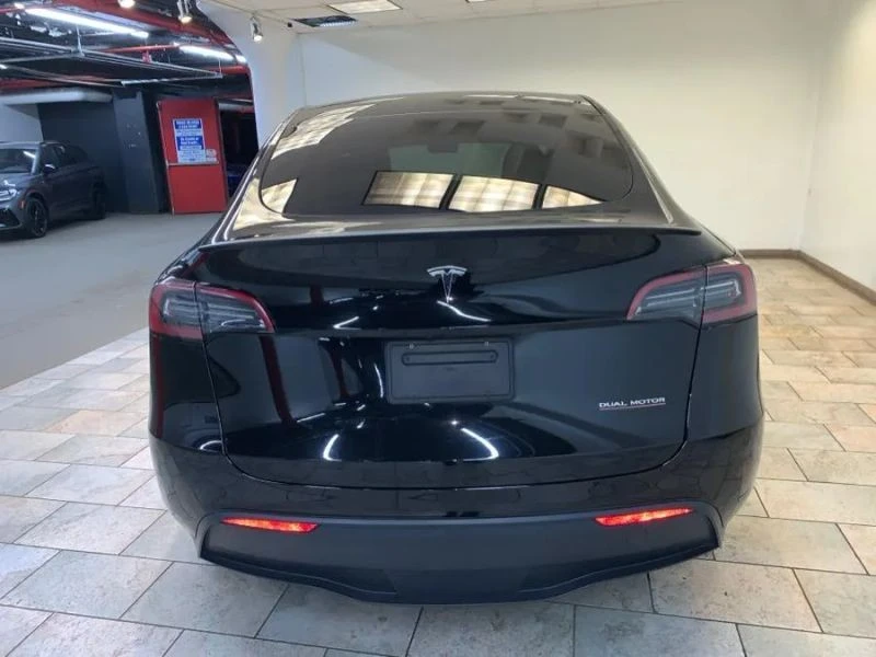 2023 Tesla Model Y Performance - Image 6 of 12
