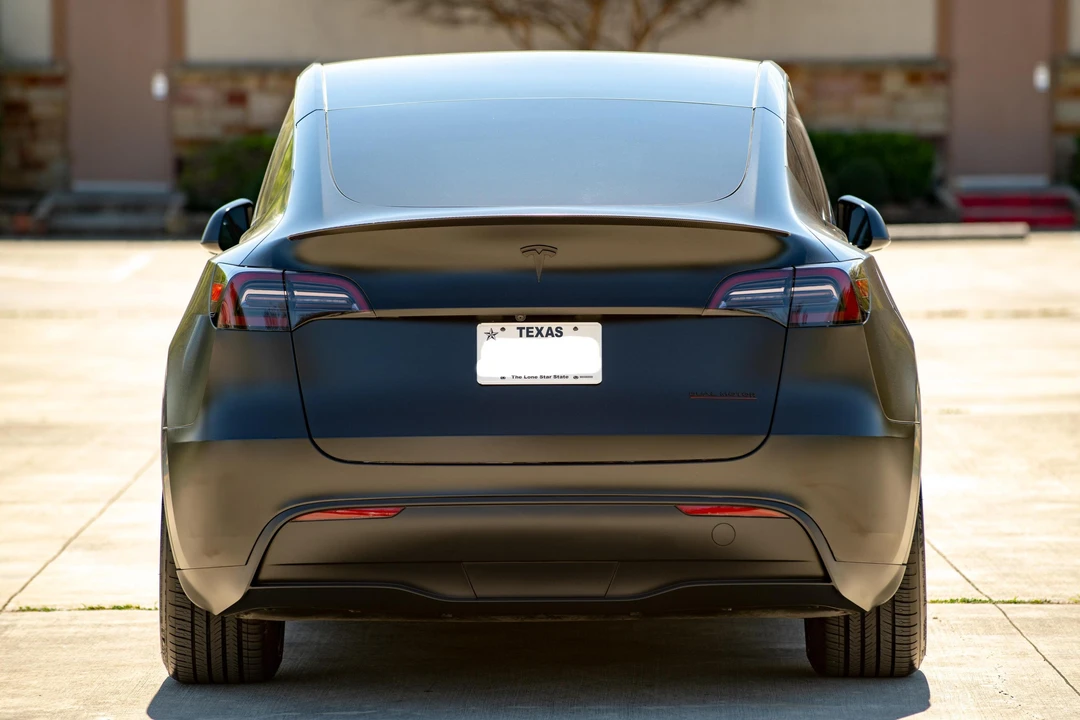 2023 Tesla Model Y Performance - Image 5 of 31