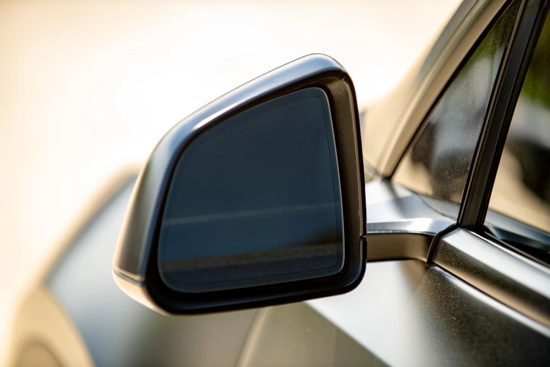 2023 Tesla Model Y Performance - Image 28 of 31