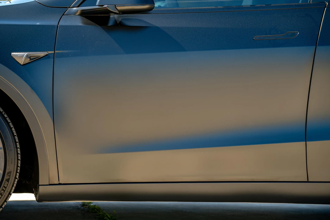 2023 Tesla Model Y Performance - Image 29 of 31