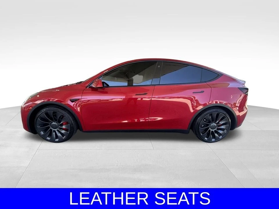 2023 Tesla Model Y Performance - Image 7 of 12