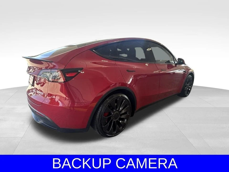 2023 Tesla Model Y Performance - Image 4 of 12