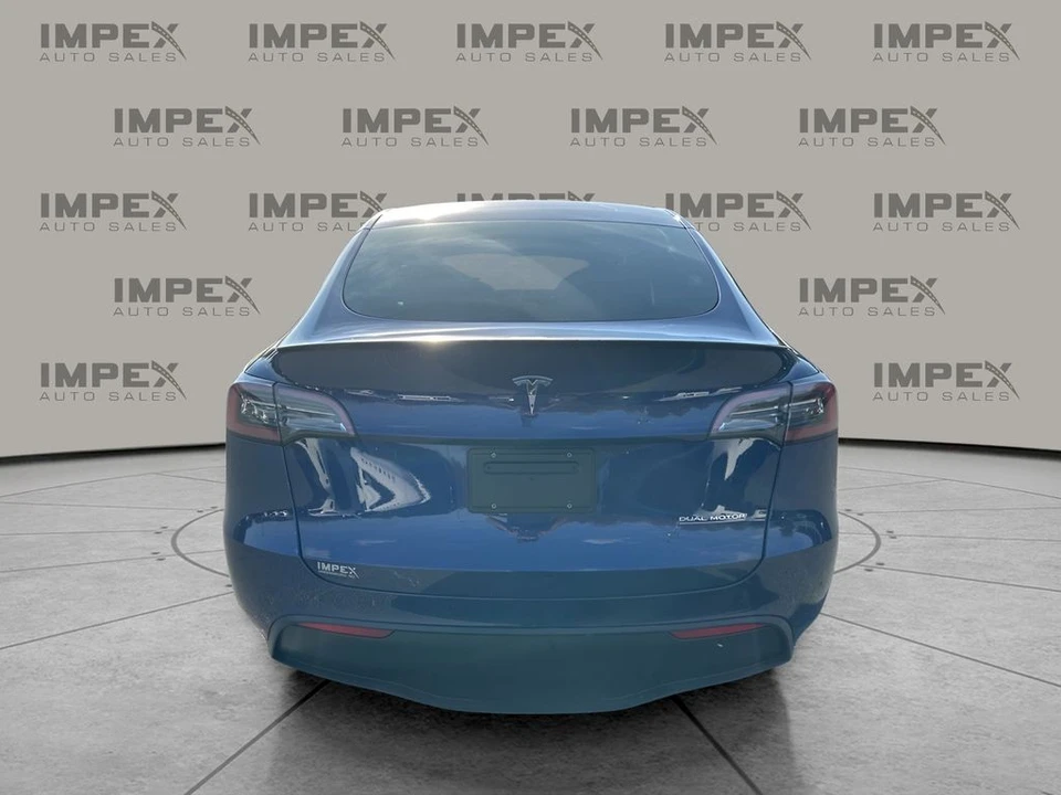 2023 Tesla Model Y Performance - Image 4 of 12
