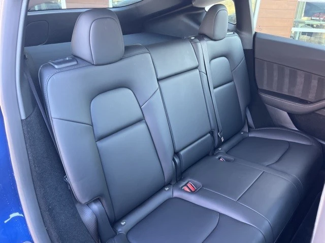 2023 Tesla Model Y Performance - Image 18 of 21