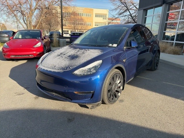 2023 Tesla Model Y Performance - Image 4 of 21
