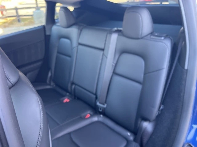 2023 Tesla Model Y Performance - Image 14 of 21