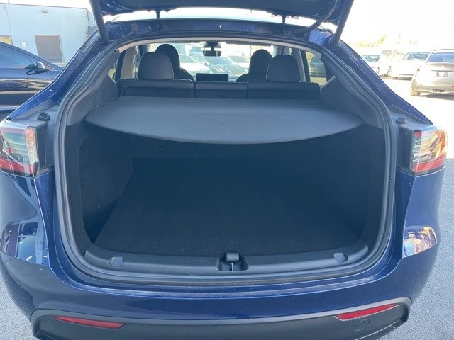 2023 Tesla Model Y Performance - Image 15 of 21