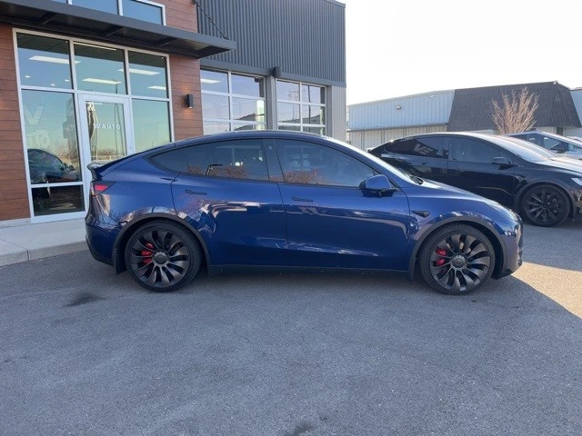 2023 Tesla Model Y Performance - Image 7 of 21