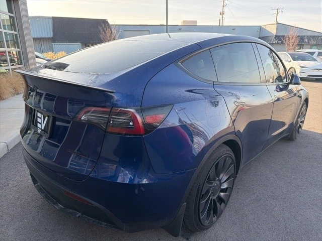 2023 Tesla Model Y Performance - Image 7 of 21