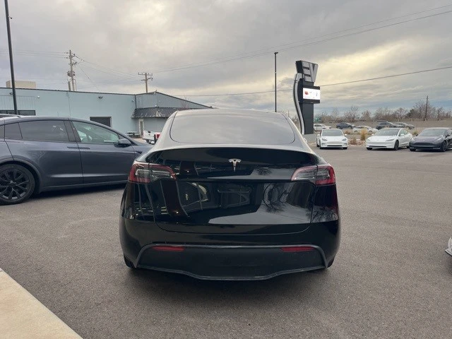 2023 Tesla Model Y Performance - Image 4 of 17