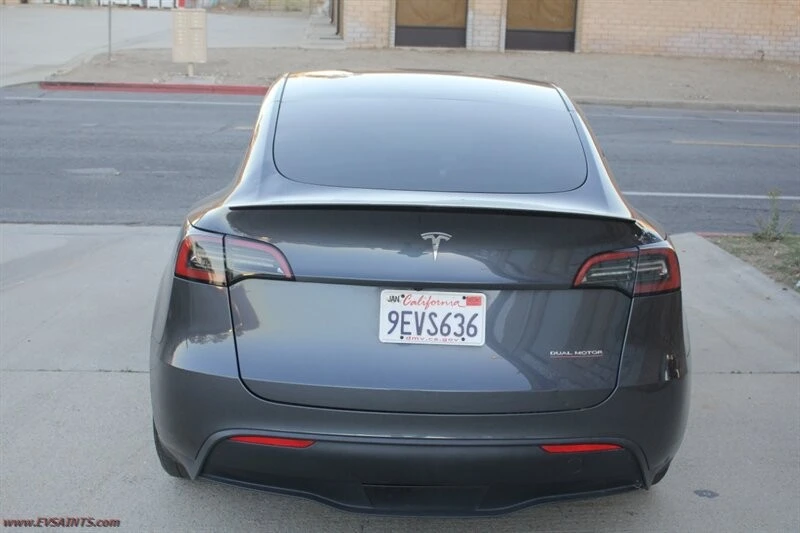 2023 Tesla Model Y Performance - Image 6 of 21