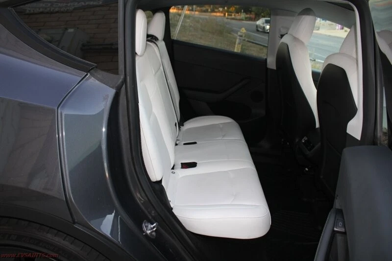 2023 Tesla Model Y Performance - Image 12 of 21