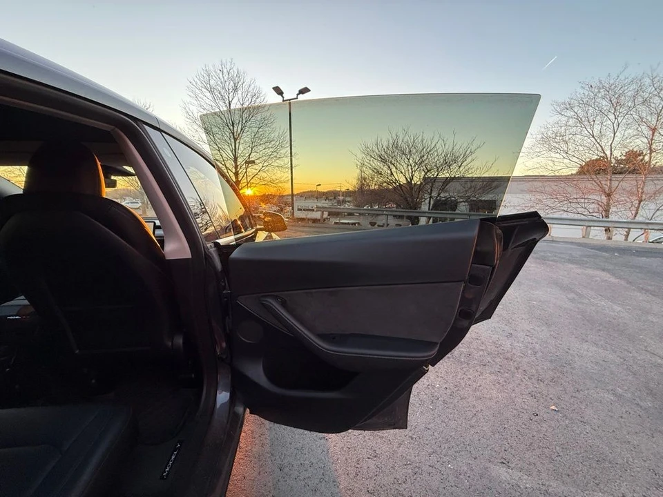 2023 Tesla Model Y Performance - Image 15 of 20