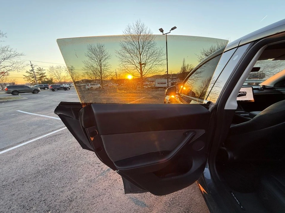 2023 Tesla Model Y Performance - Image 12 of 20