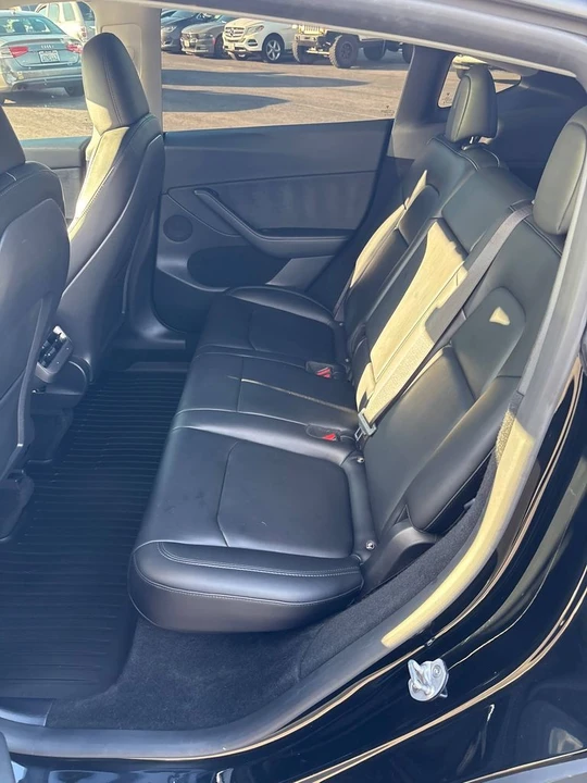 2023 Tesla Model Y Performance - Image 6 of 7