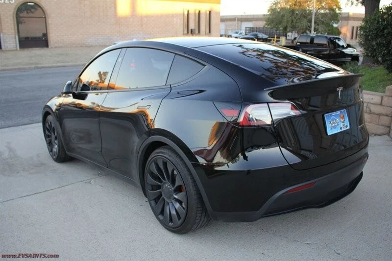 2023 Tesla Model Y Performance - Image 6 of 21
