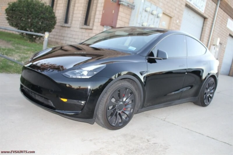 2023 Tesla Model Y Performance - Image 12 of 21