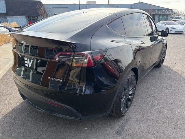 2023 Tesla Model Y Performance - Image 7 of 21