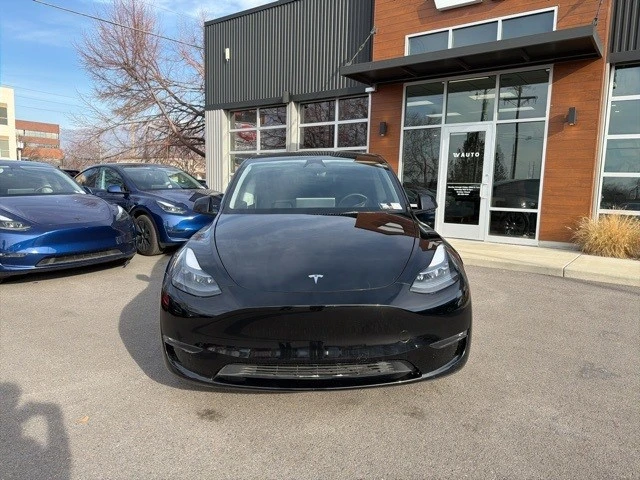 2023 Tesla Model Y Performance - Image 2 of 21