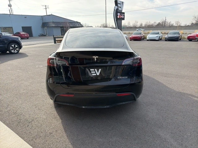 2023 Tesla Model Y Performance - Image 6 of 21