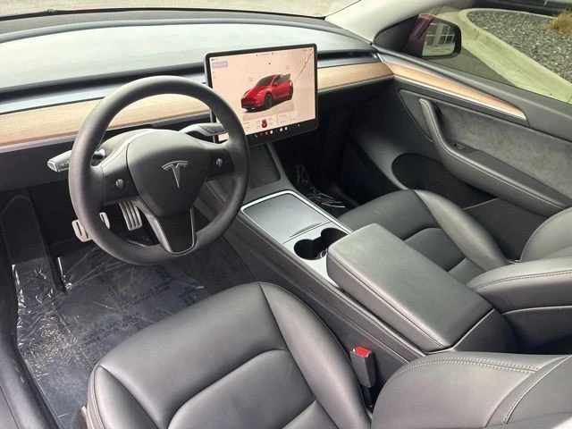 2023 Tesla Model Y Performance - Image 13 of 21