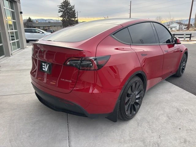 2023 Tesla Model Y Performance - Image 8 of 21