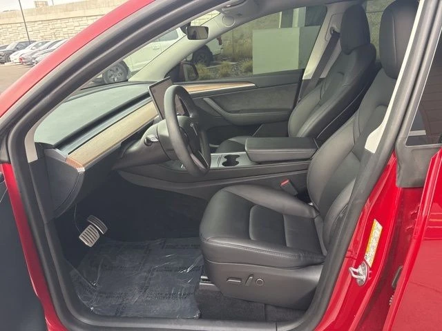 2023 Tesla Model Y Performance - Image 12 of 21