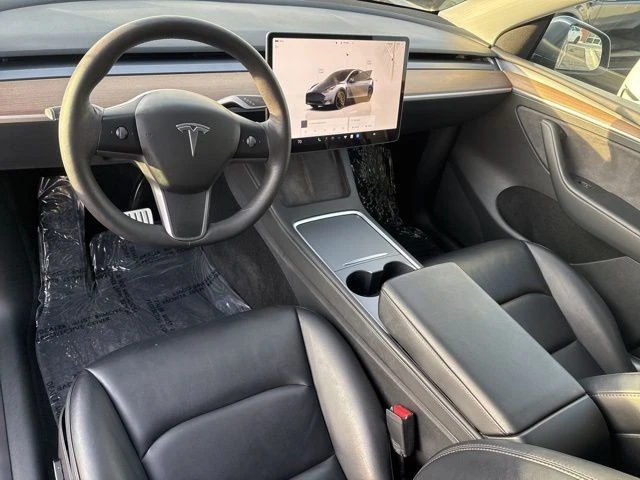 2023 Tesla Model Y Performance - Image 13 of 21