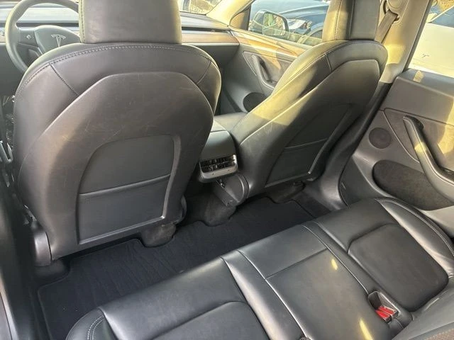 2023 Tesla Model Y Performance - Image 17 of 21