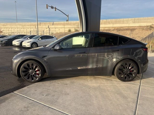 2023 Tesla Model Y Performance - Image 4 of 21