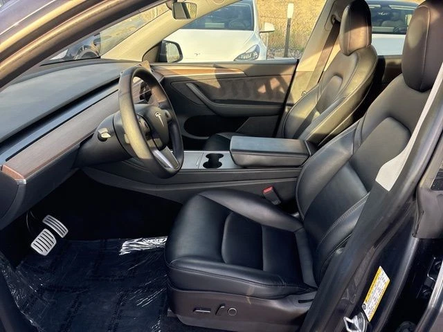 2023 Tesla Model Y Performance - Image 12 of 21
