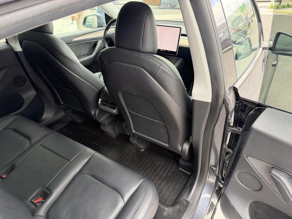 2023 Tesla Model Y Performance - Image 21 of 21