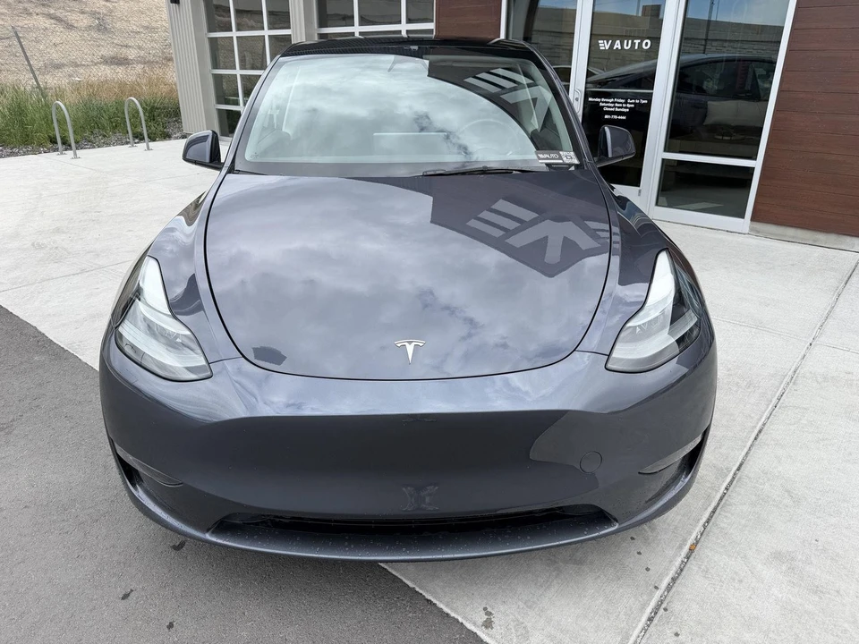 2023 Tesla Model Y Performance - Image 3 of 21