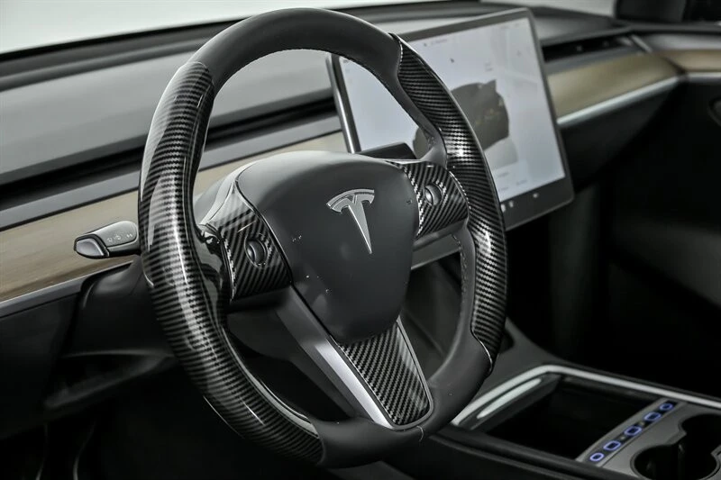 2023 Tesla Model Y Performance - Image 20 of 21