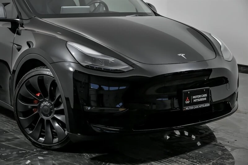 2023 Tesla Model Y Performance - Image 2 of 21