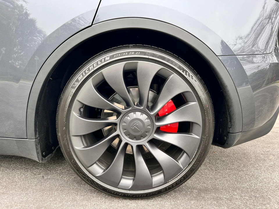 2023 Tesla Model Y Performance - Image 30 of 31