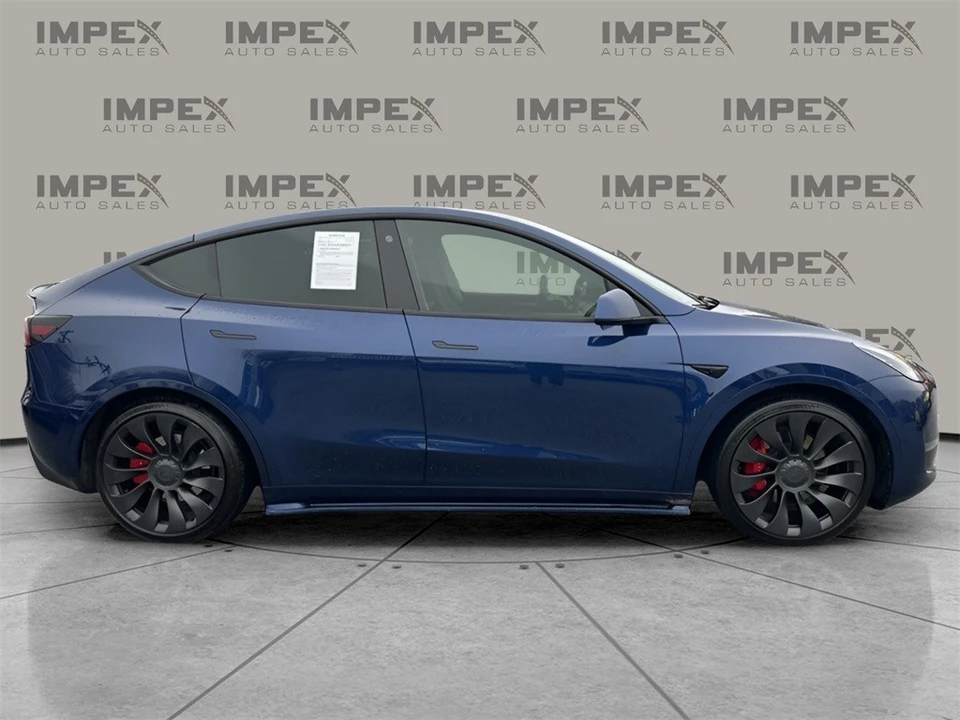 2023 Tesla Model Y Performance - Image 6 of 21