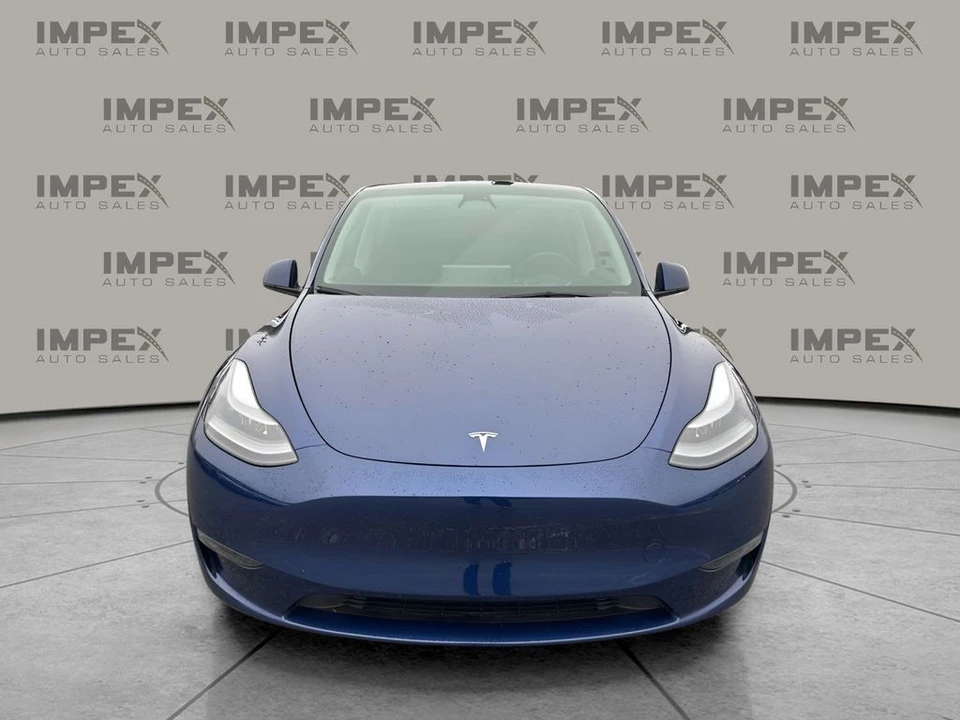 2023 Tesla Model Y Performance - Image 8 of 12