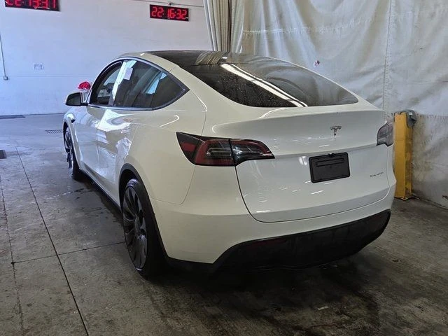 2023 Tesla Model Y Performance - Image 3 of 7
