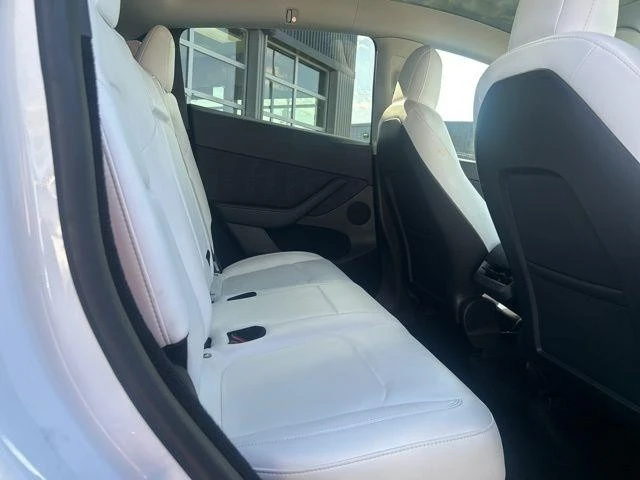 2023 Tesla Model Y Performance - Image 19 of 21