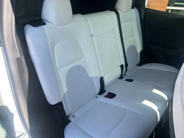 2023 Tesla Model Y Performance - Image 19 of 21