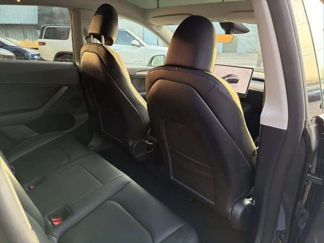 2023 Tesla Model Y Performance - Image 18 of 21