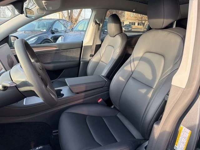2023 Tesla Model Y Performance - Image 12 of 21