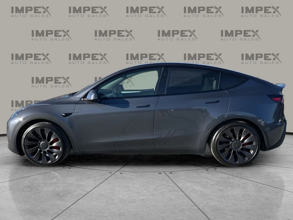2023 Tesla Model Y Performance - Image 2 of 12