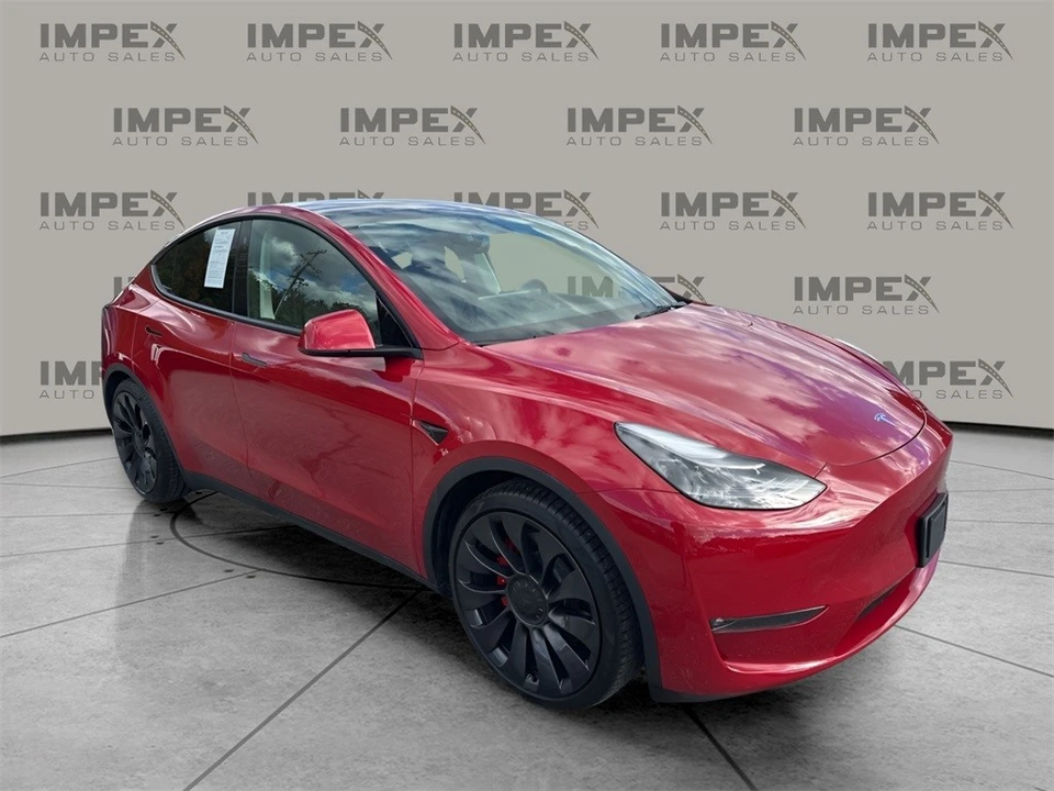 2023 Tesla Model Y Performance - Image 7 of 12