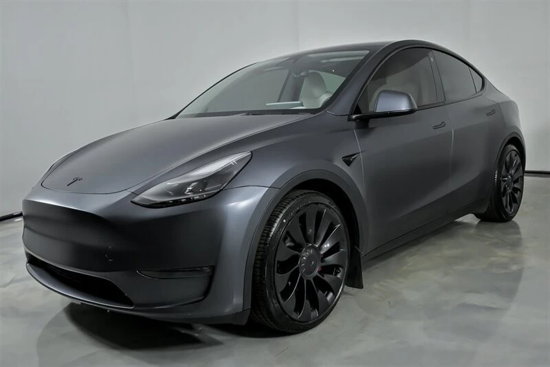 2023 Tesla Model Y Performance - Image 6 of 21