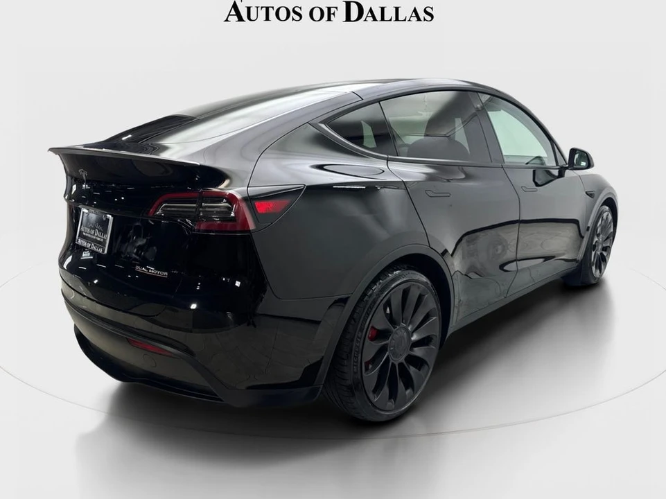 2023 Tesla Model Y Performance - Image 6 of 21