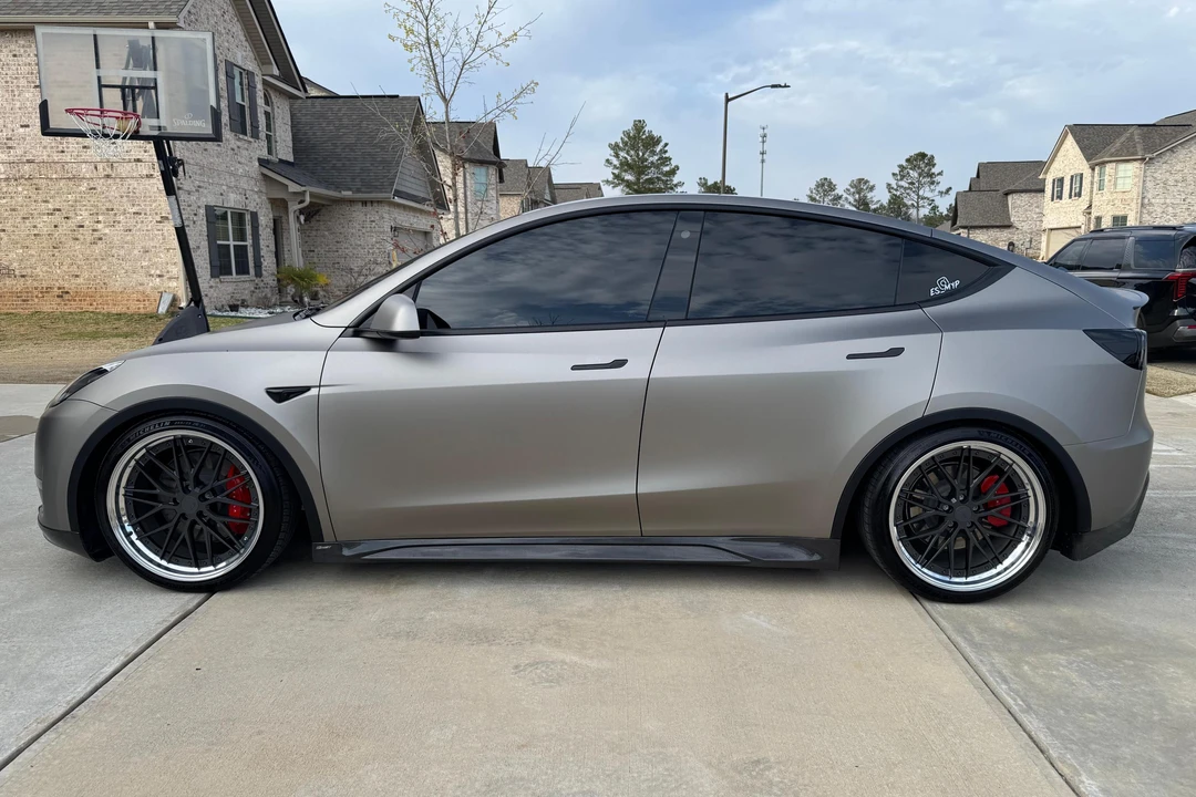 2023 Tesla Model Y Performance - Image 3 of 18